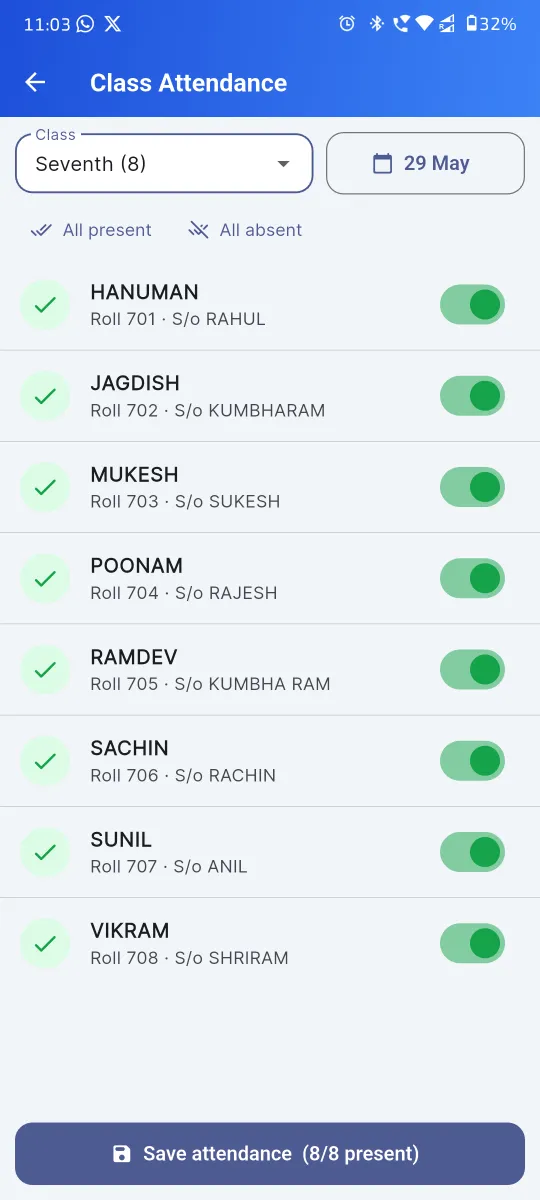 Student attendance on Apna School mobile app